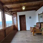 семеен скендерова къща בית הארחה 3*