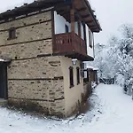 семеен скендерова къща לשטן
