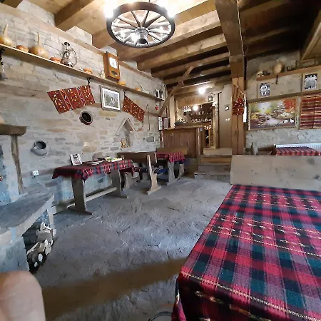 семеен скендерова къща 3* Lešten