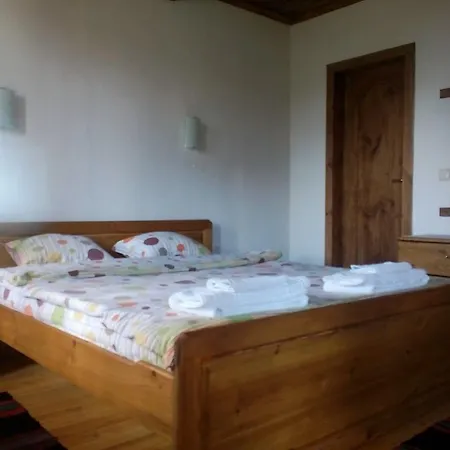 семеен скендерова къща Leshten