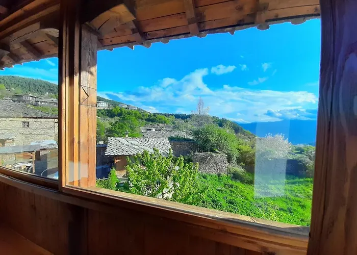 ゲストハウス Семеен Хотел Скендерова Къща 3*